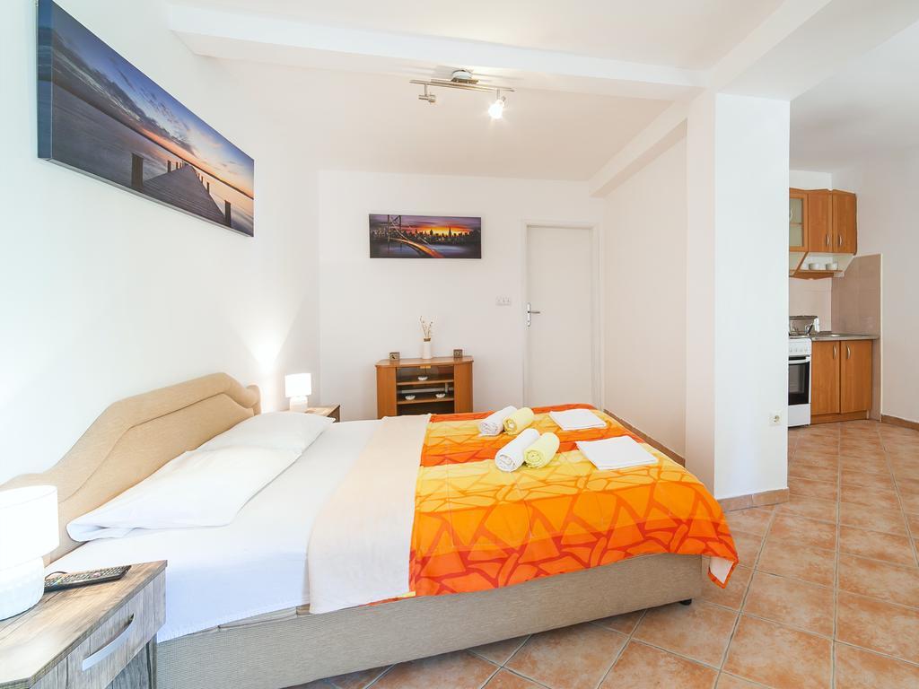 Apartments Midzor Petrovac Exterior foto