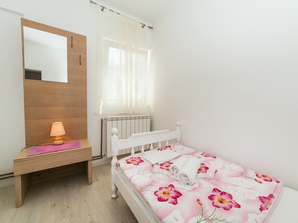 Apartments Midzor Petrovac Exterior foto