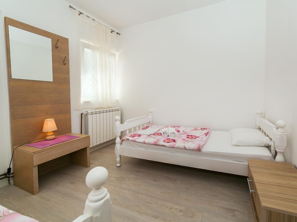 Apartments Midzor Petrovac Exterior foto