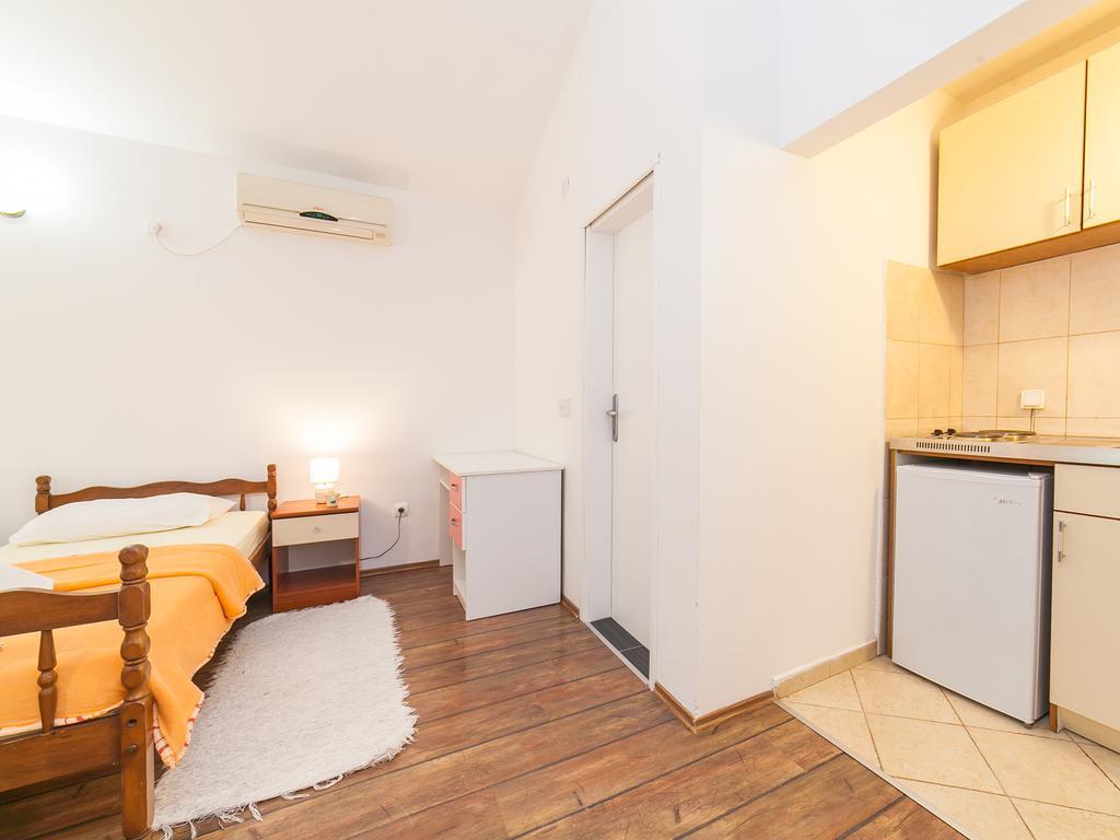 Apartments Midzor Petrovac Exterior foto