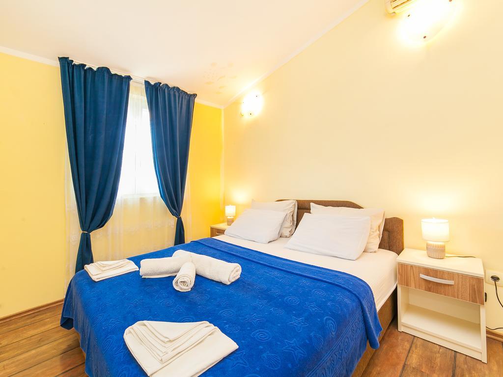 Apartments Midzor Petrovac Exterior foto